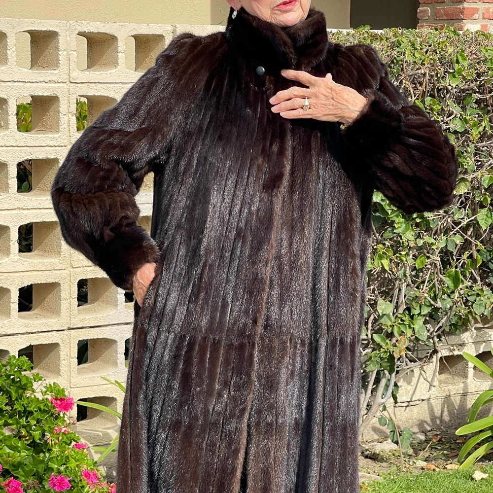 1980s mink/leather coat from Helsinki Finland